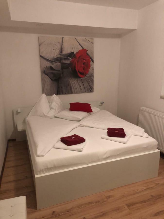 Center Rooms Villach Dış mekan fotoğraf